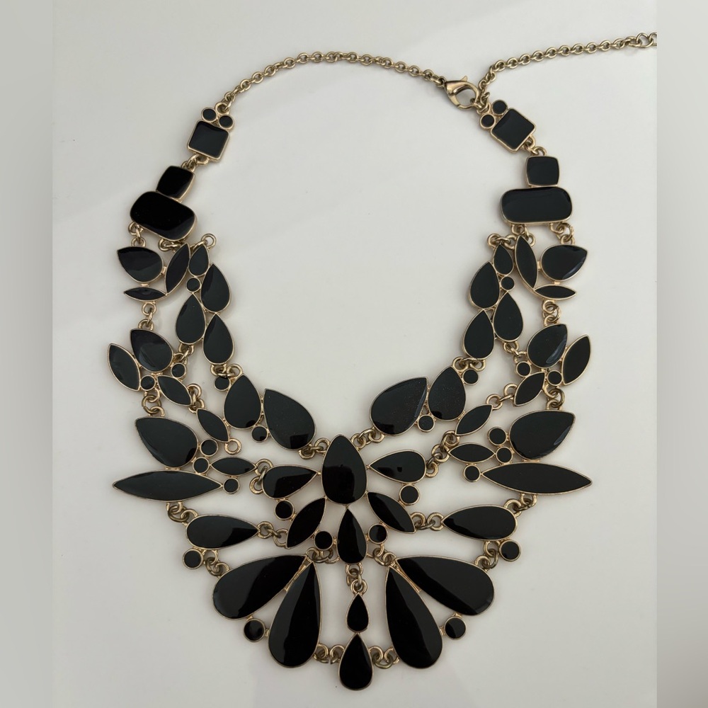 Elegant Black and Gold Statement Necklace